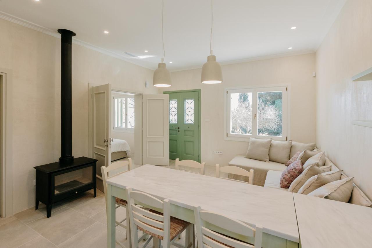 Kavet Palio Cottage Palaiontsiflikion Bagian luar foto